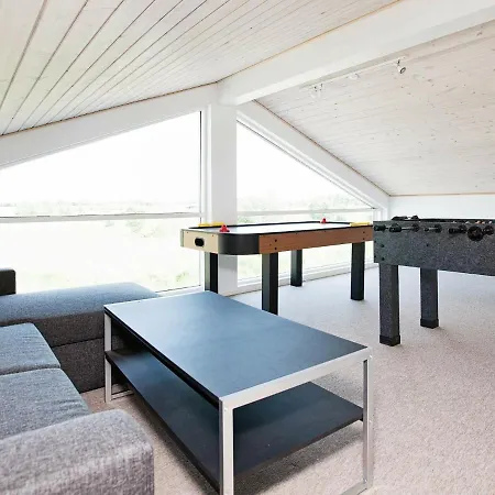10 Person In Rodby-by Traum * Rødby